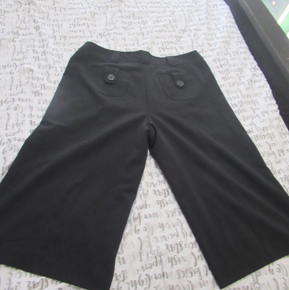 Ladies Gauchos size 10 - Picture 14 of 16